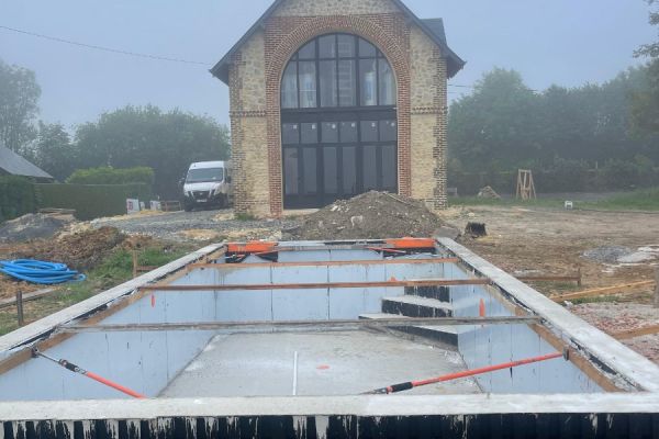 Création d'une ouverture arrondie réalisée à BRANVILLE